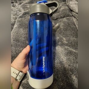 Hidrate Spark 32 oz smart bottle